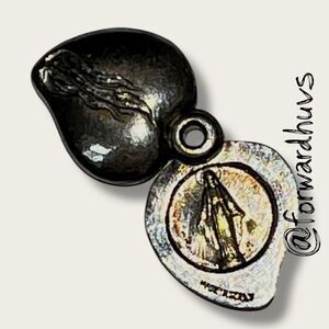 Rare Vintage Heart Locket – Sacred Heart Flame – Slides to Miraculous Medal